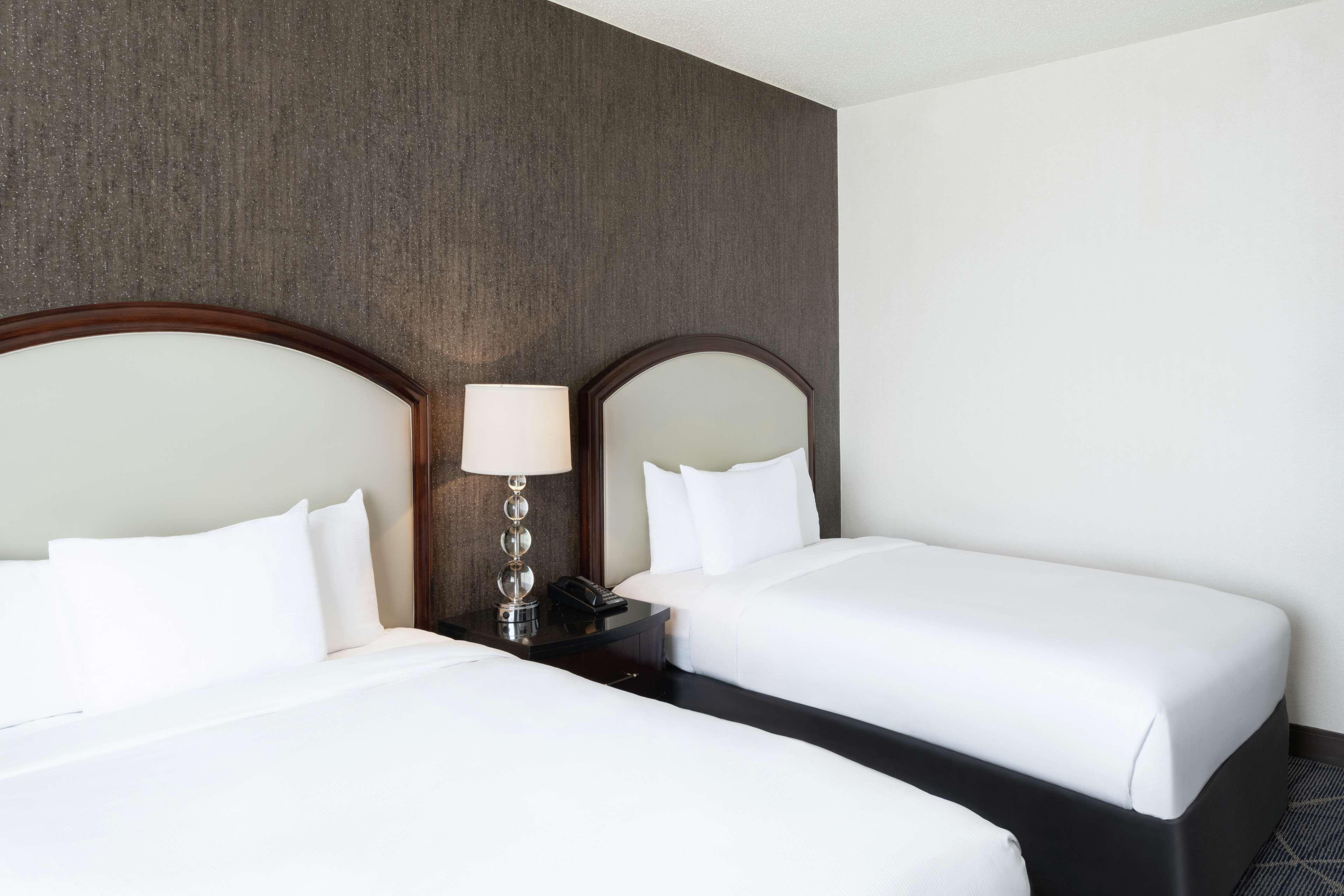 Hilton Hotel 4*